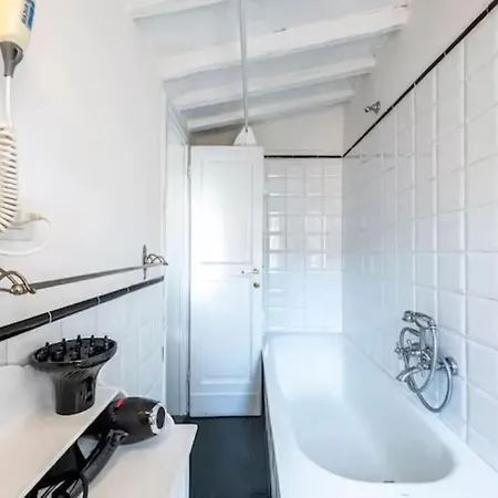 Ponte Vecchio Loft Elegante Lägenhet